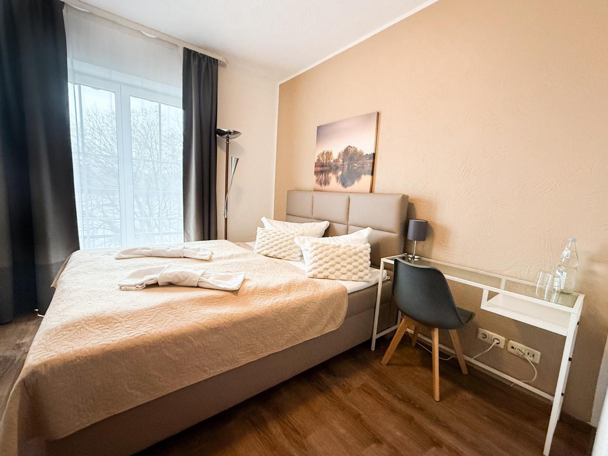Strandhotel Vier Jahreszeiten Буков Екстер'єр фото